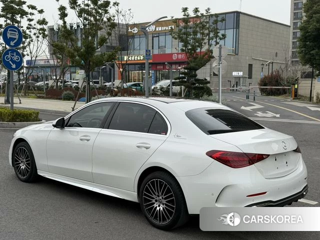 Mercedes-Benz Class C 2023 Белый из Китая