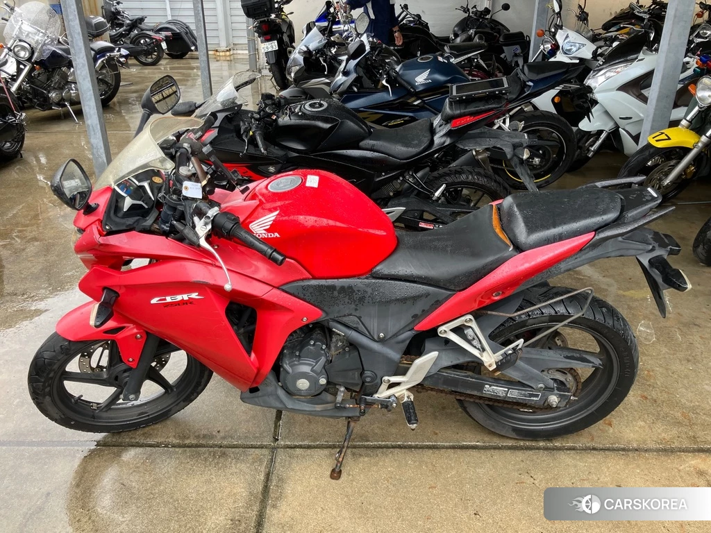 Проданный Honda CBR250R 2013 из Японии