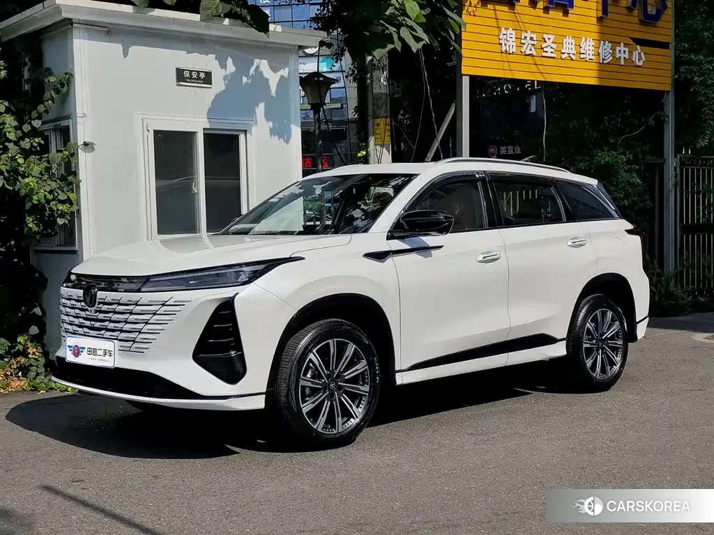 Chang'an Changan CS75PLUS 2025 Белый из Китая