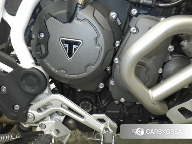 Engine photo