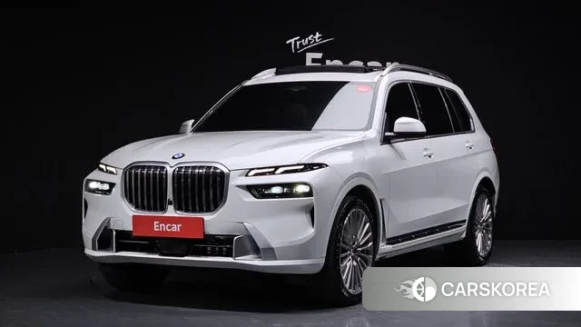 BMW X7 (G07) 2022 Белый из Кореи