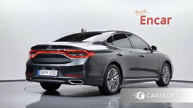 Hyundai Grandeur IG Hybrid 2019 Серый из Кореи