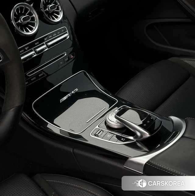 Mercedes-Benz C-class AMG 2018 Белый из Китая