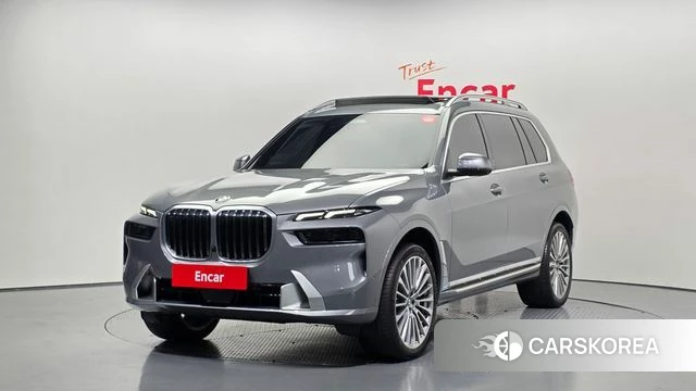 BMW X7 (G07) 2023 Серый из Кореи