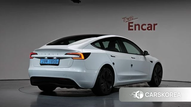 Tesla Model 3 2025 Белый из Кореи