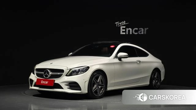 Mercedes-Benz C-Class W205 2020 Белый из Кореи