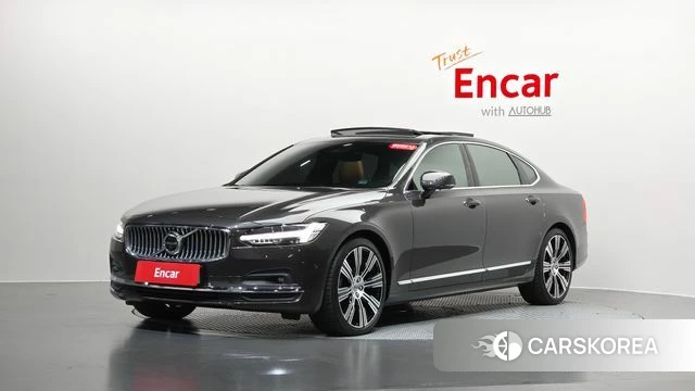 Volvo S90 2023 Серый из Кореи