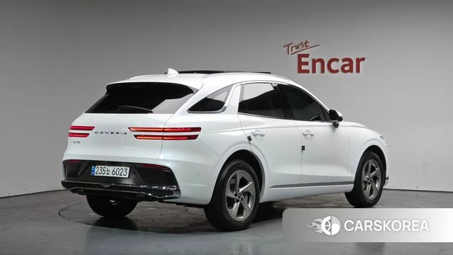 Genesis GV70 2024 Белый из Кореи