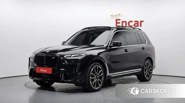 BMW X7 (G07) 2024 Черный из Кореи