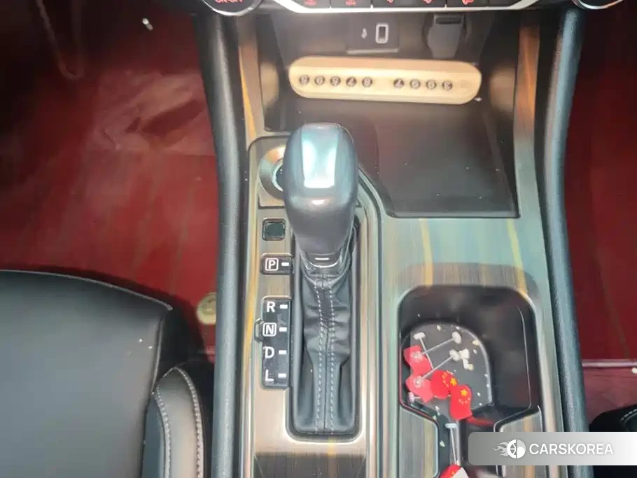Nissan Sylphy 2022 Белый из Китая