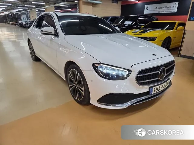 Mercedes-Benz E-Class W213 2020 Белый из Кореи