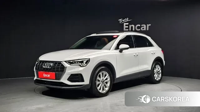 Audi Q3 (F3) 2023 Белый из Кореи