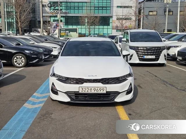 Kia K5 3rd generation 2023 Белый из Кореи