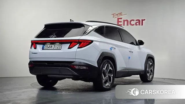 Hyundai Tucson (NX4) 2021 Белый из Кореи