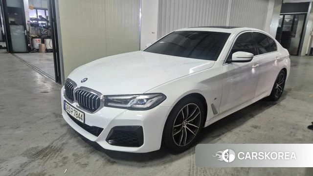 BMW 5 Series (G30) 2020 Белый из Кореи