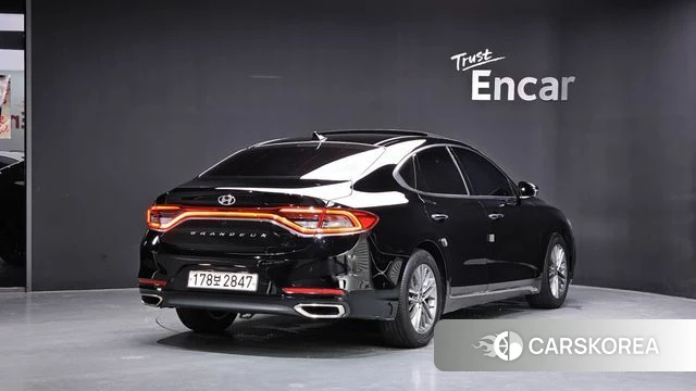 Hyundai Grandeur IG 2018 Черный из Кореи