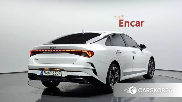 Kia K5 3rd generation 2022 Белый из Кореи