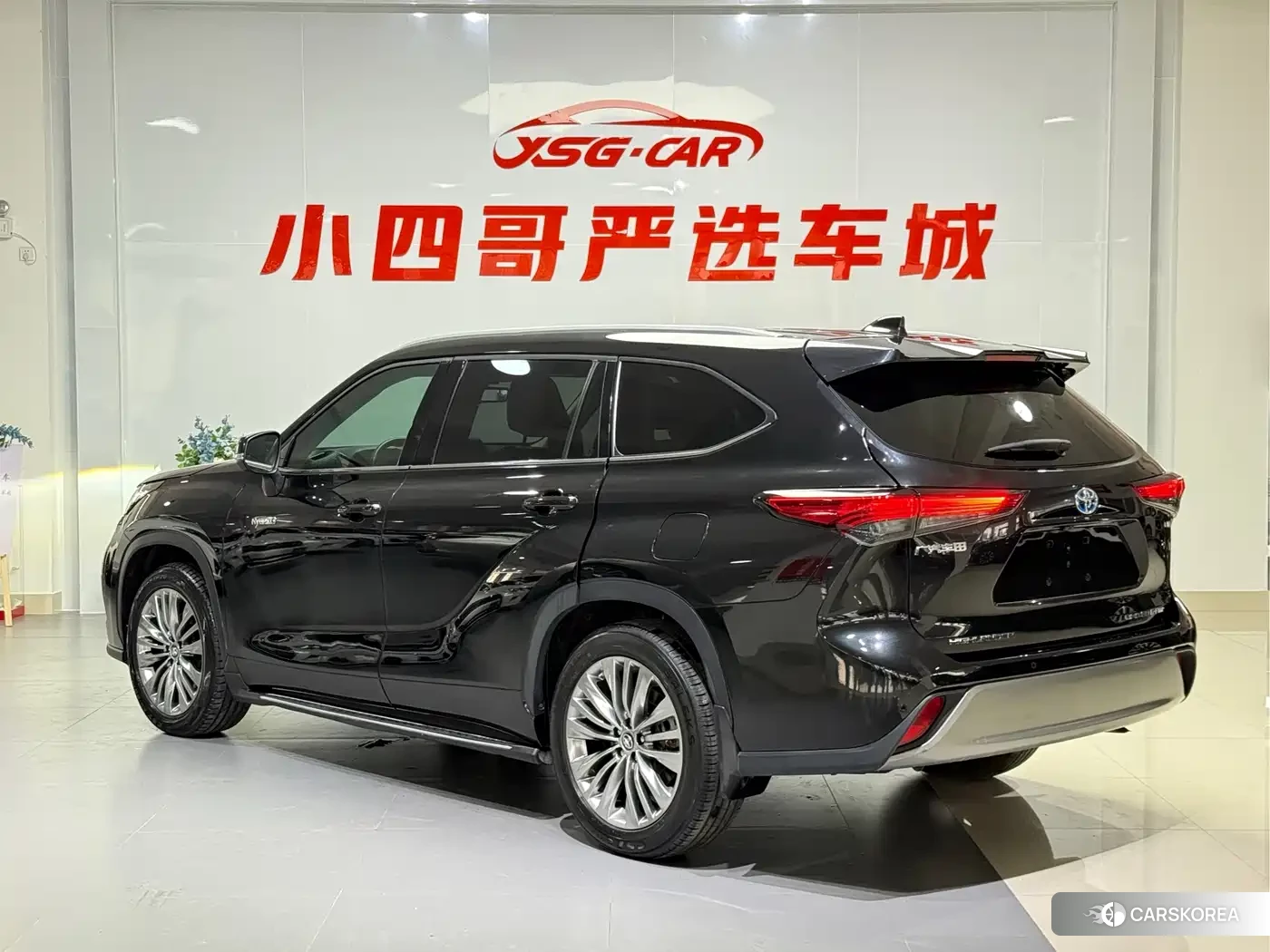 Toyota Highlander 2022 Белый из Китая