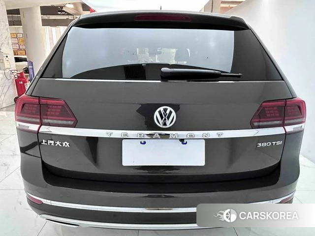 Volkswagen Tourang 2019 Черный из Китая