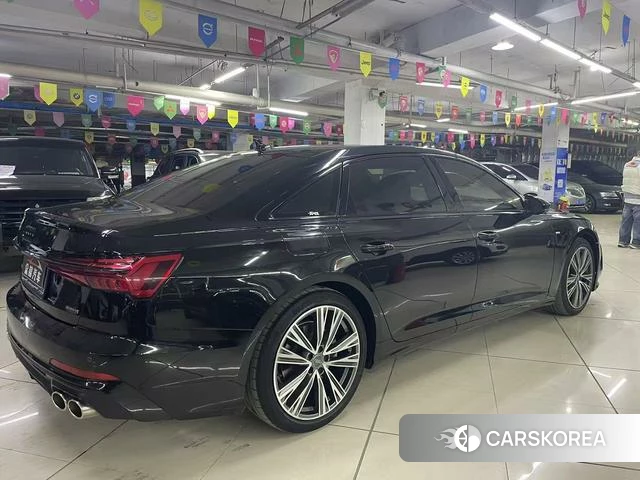 Audi A6L 2020 Черный из Китая