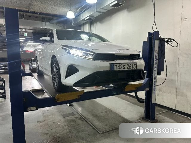 Kia The New K3 2nd generation 2024 Белый из Кореи