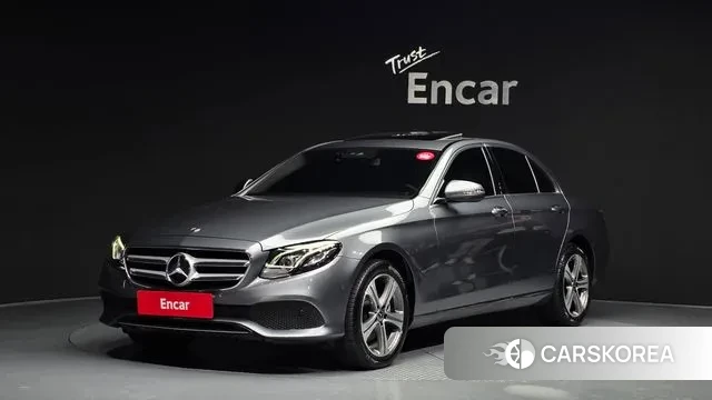 Mercedes-Benz E-Class W213 2019 Серый из Кореи