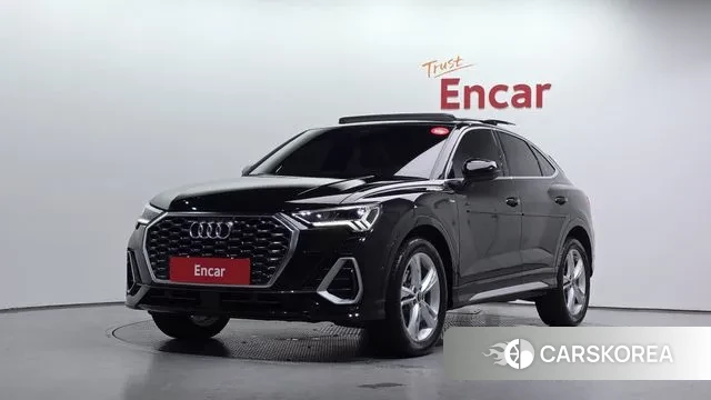 Audi Q3 (F3) 2022 Черный из Кореи
