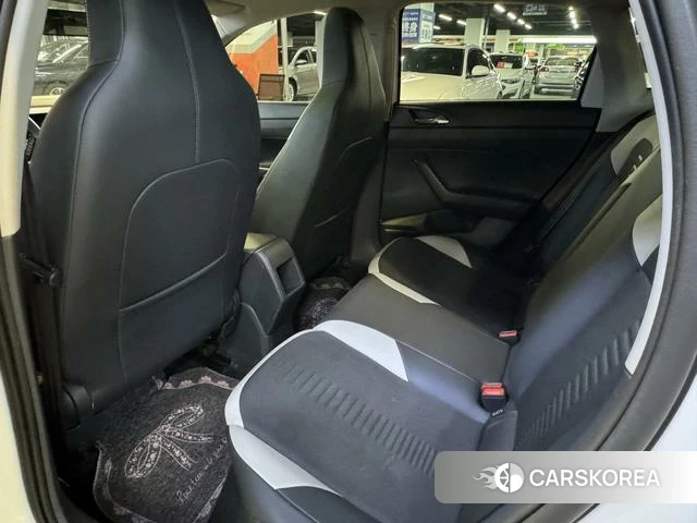 Volkswagen Polo 2022 Белый из Китая