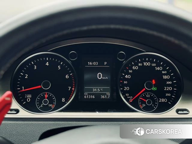 Volkswagen CC 2018 Серебристо-серый из Китая