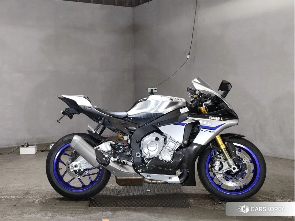 Проданный Yamaha YZF-R1M id 4170957 из Японии, фото 2