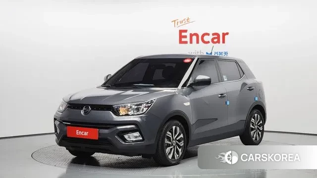 Ssangyong Tivoli Armor 2019 Серебристо-серый из Кореи