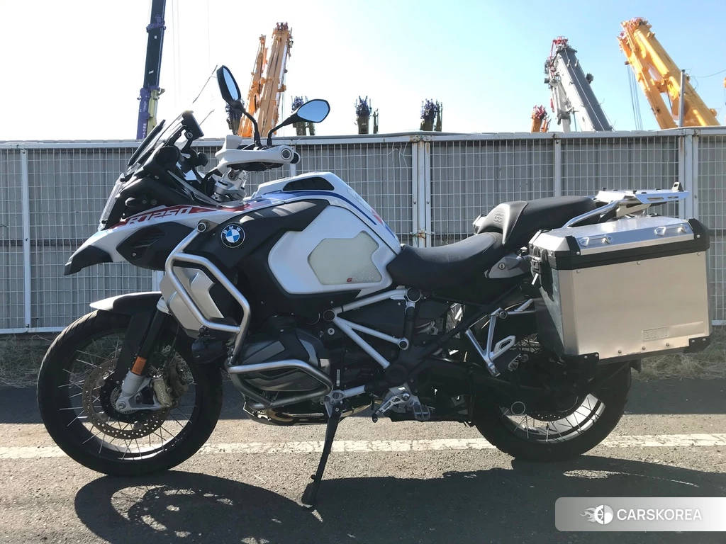 Проданный BMW R1250GS ADVENTURE 2022 из Японии, фото 2