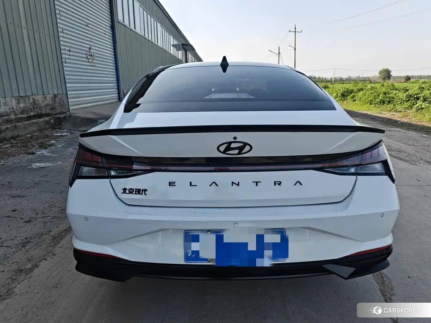 Hyundai Elantra 2022 Белый из Китая