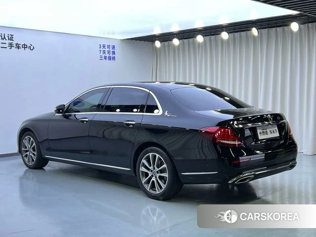 Mercedes-Benz E-class 2019 Черный из Китая