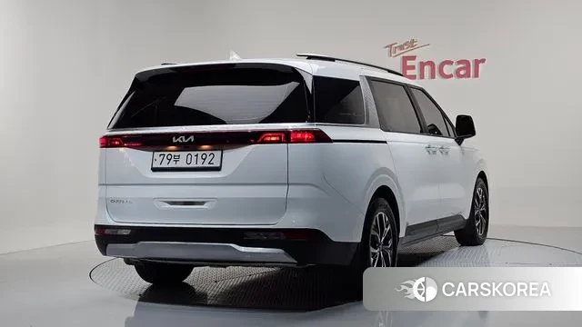 Kia Carnival 4th generation 2023 Белый из Кореи