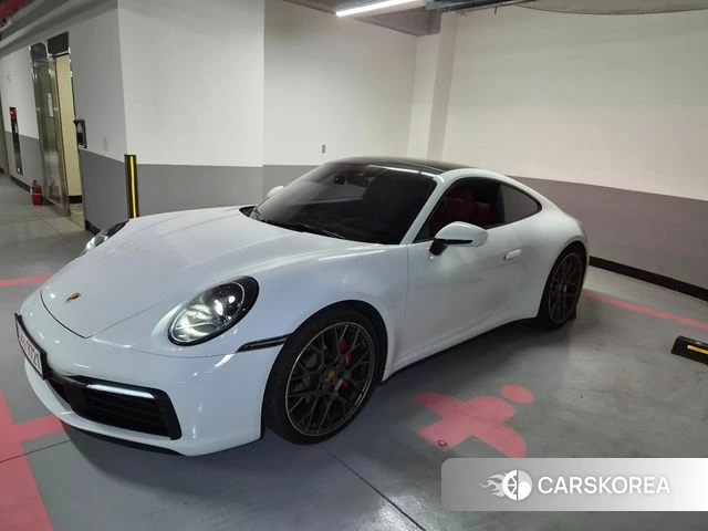 Porsche 911(992) 2021 Белый из Кореи