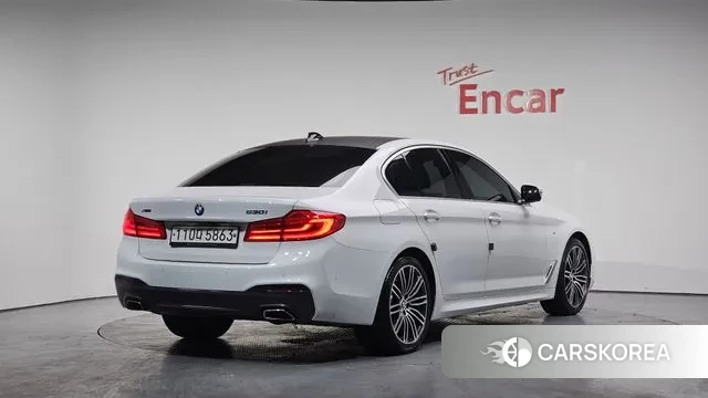BMW 5 Series (G30) 2020 Белый из Кореи