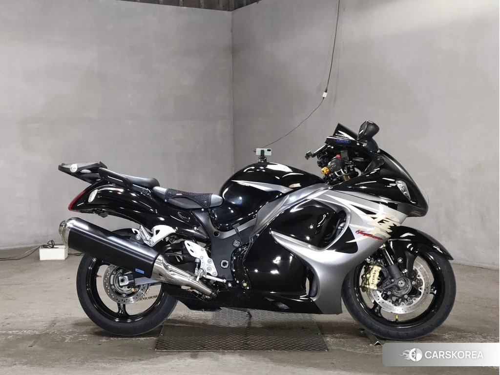 Проданный Suzuki GSX1300R HAYABUSA 2013 из Японии, фото 2