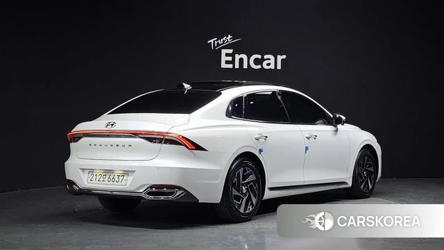 Hyundai The New Grandeur IG Hybrid 2022 Белый из Кореи