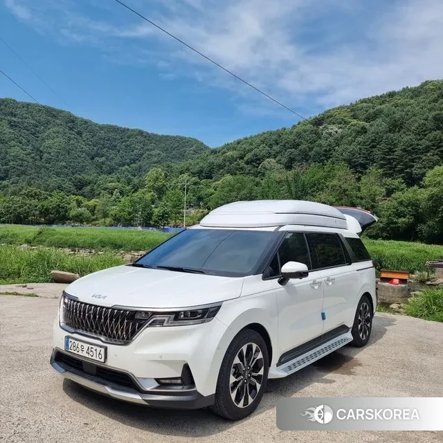 Kia Carnival 4th generation 2023 Белый из Кореи