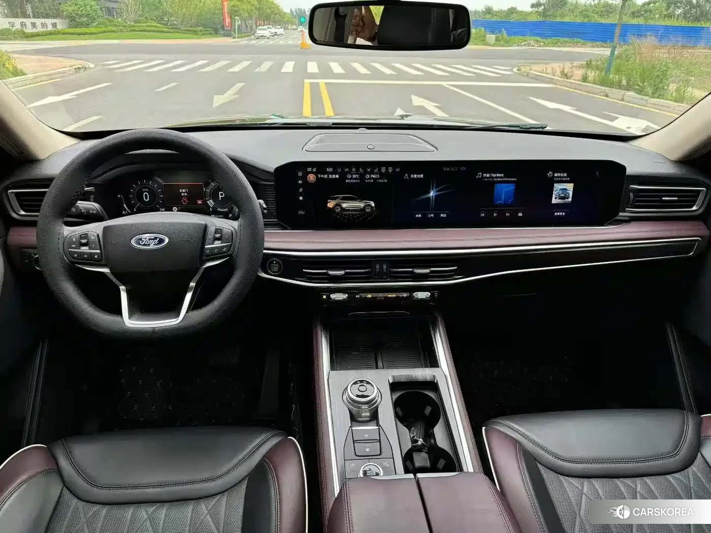 Ford Explorer 2023 Черный из Китая