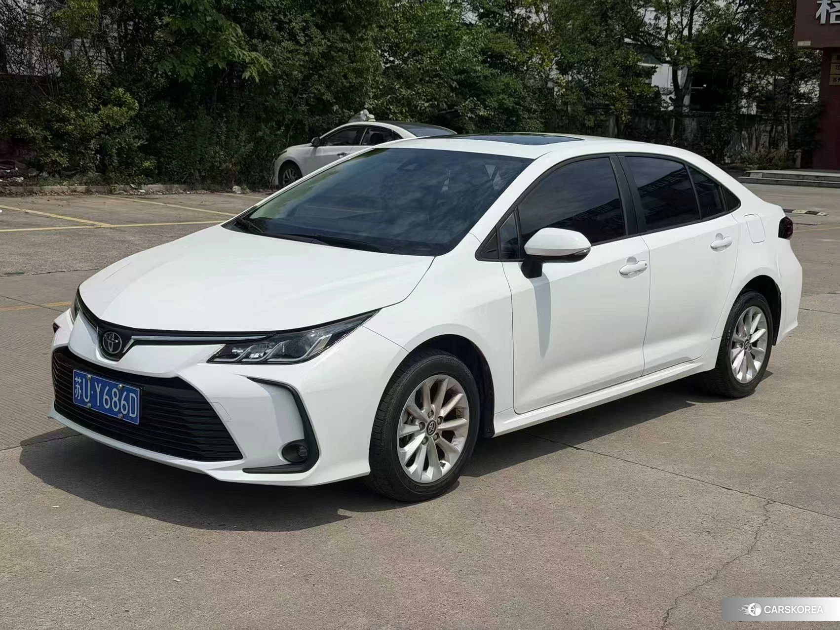 Toyota Corolla 2020 Белый из Китая