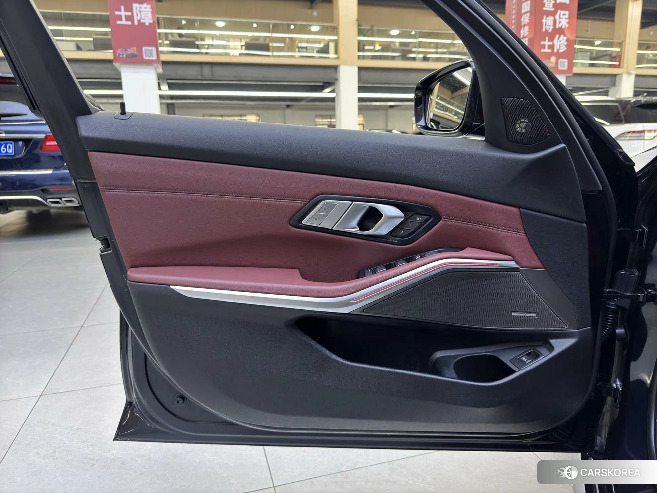 BMW 3 series 2021 Черный из Китая