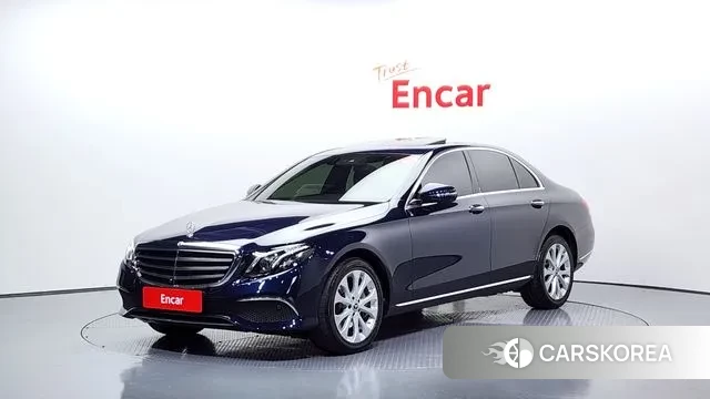 Mercedes-Benz E-Class W213 2018 Синий из Кореи