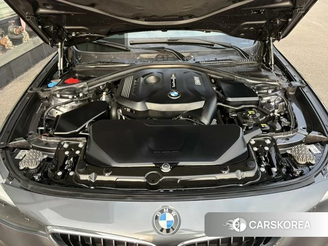 BMW 3 series GT 2021 Темно-серый из Китая