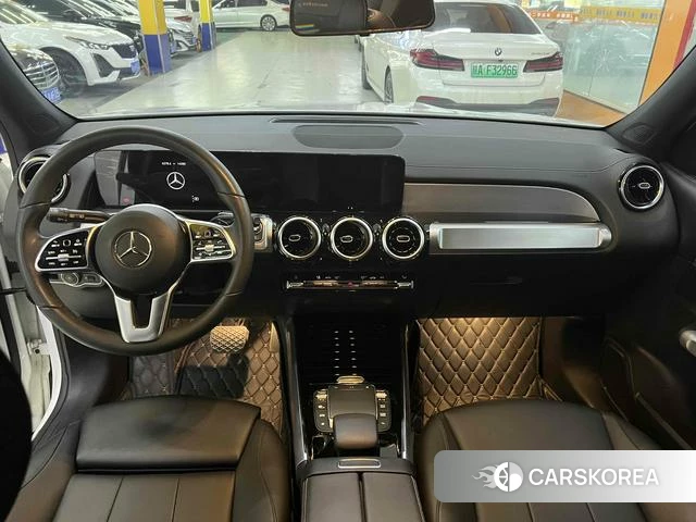 Mercedes-Benz GLB 2022 Белый из Китая
