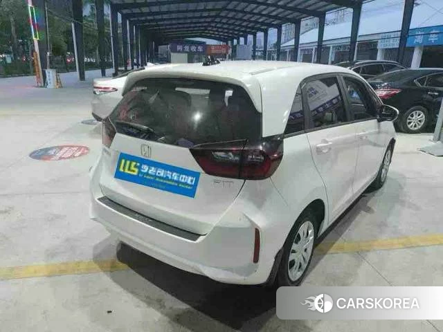 Honda Fit 2022 Белый из Китая