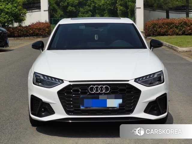 Audi A4L 2025 Белый из Китая