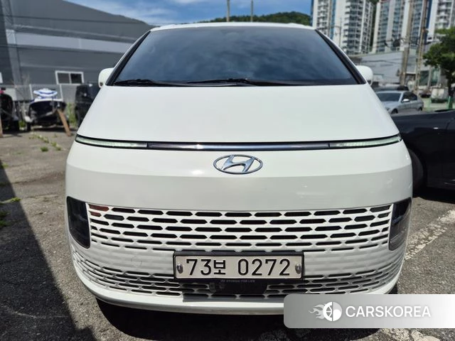 Hyundai Staria 2021 Белый из Кореи