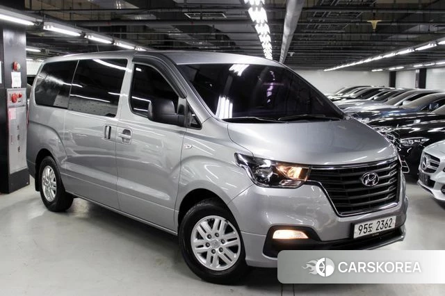Hyundai The New Grand Starex 2018 Серебристо-серый из Кореи